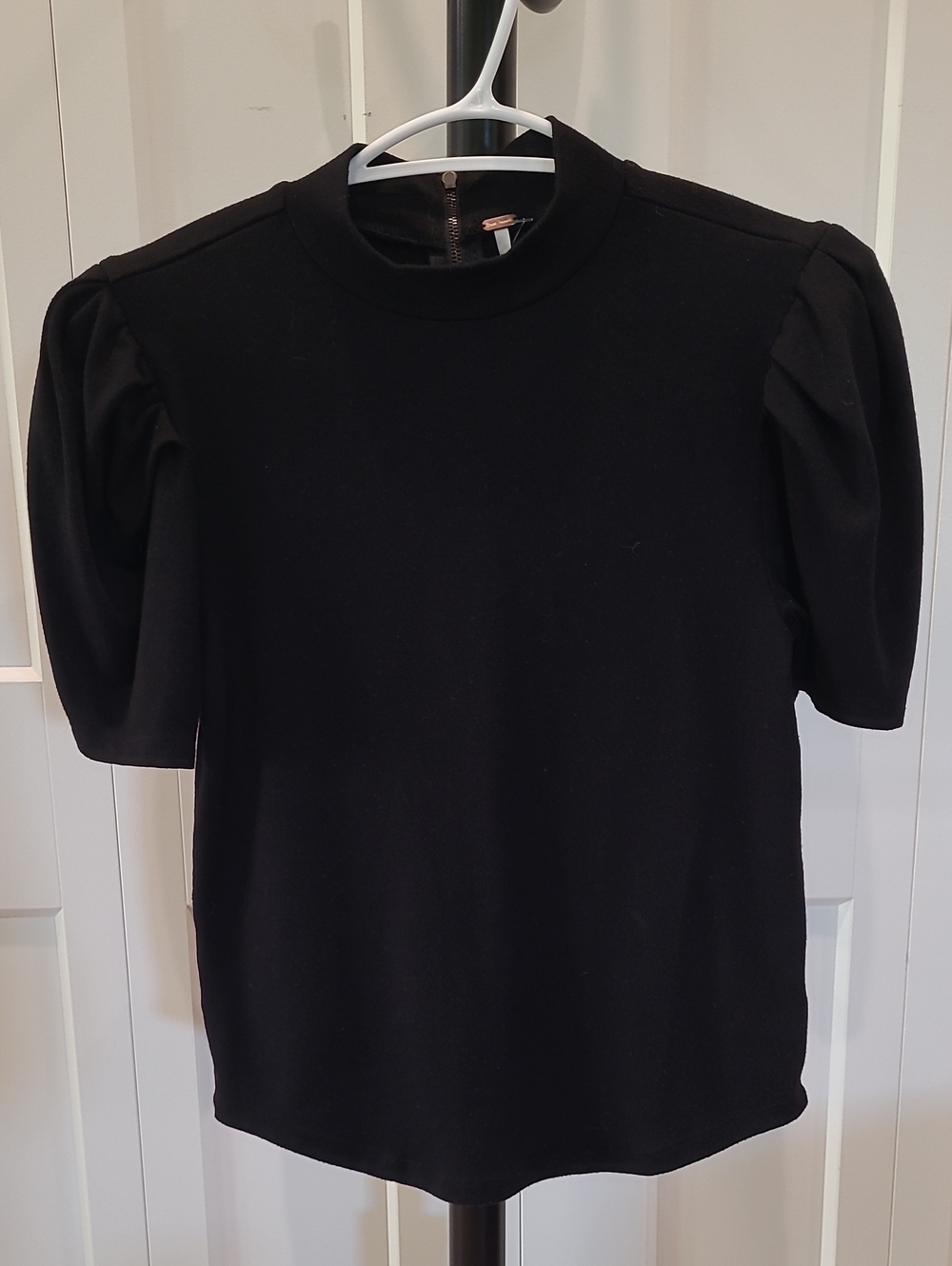 Free People Black Puff Sleeve Short Sleeve Top